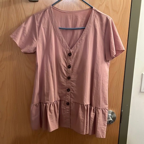 Lilac Short Sleeve Button-up Peplum Top - Size L - Picture 1 of 4